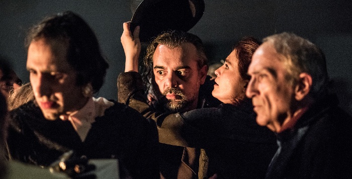 «ΙΒΑΝΟΦ!» | ΚΡΙΤΙΚΗ